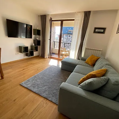 Coco Leo - Mona Apartment *