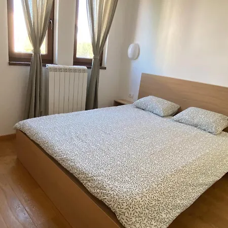 Coco Leo - Mona * Zlatibor